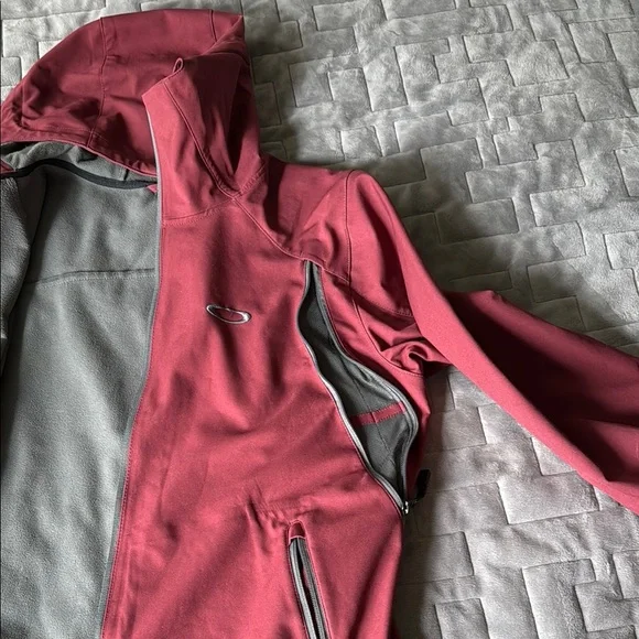 Men's Red Jacket by Oakley - Picture 4 of 4